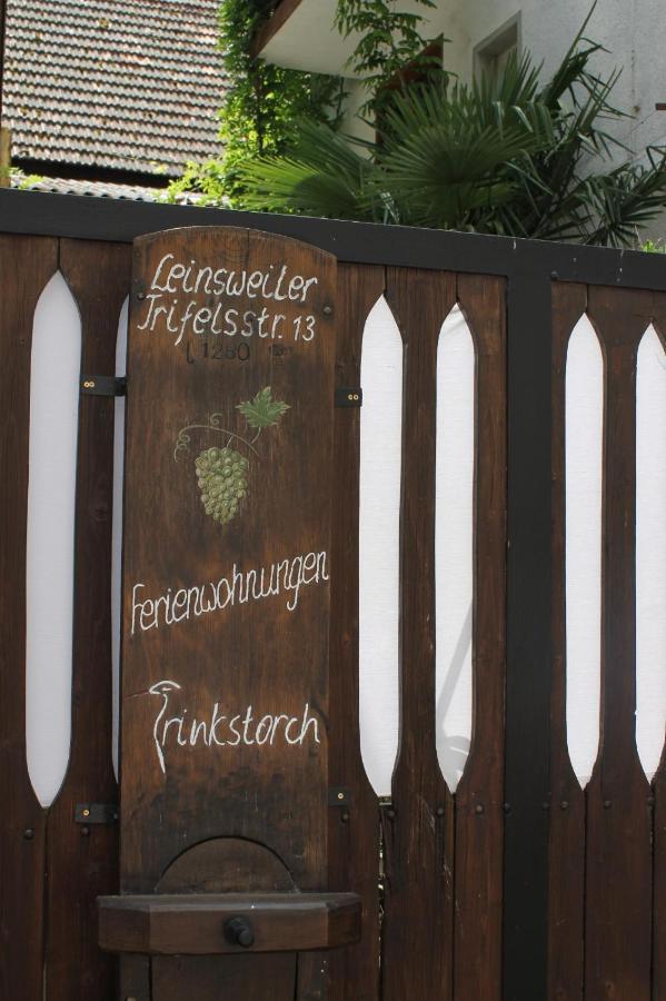 Feriengut Zum Trinkstorch Apartment Leinsweiler Bagian luar foto