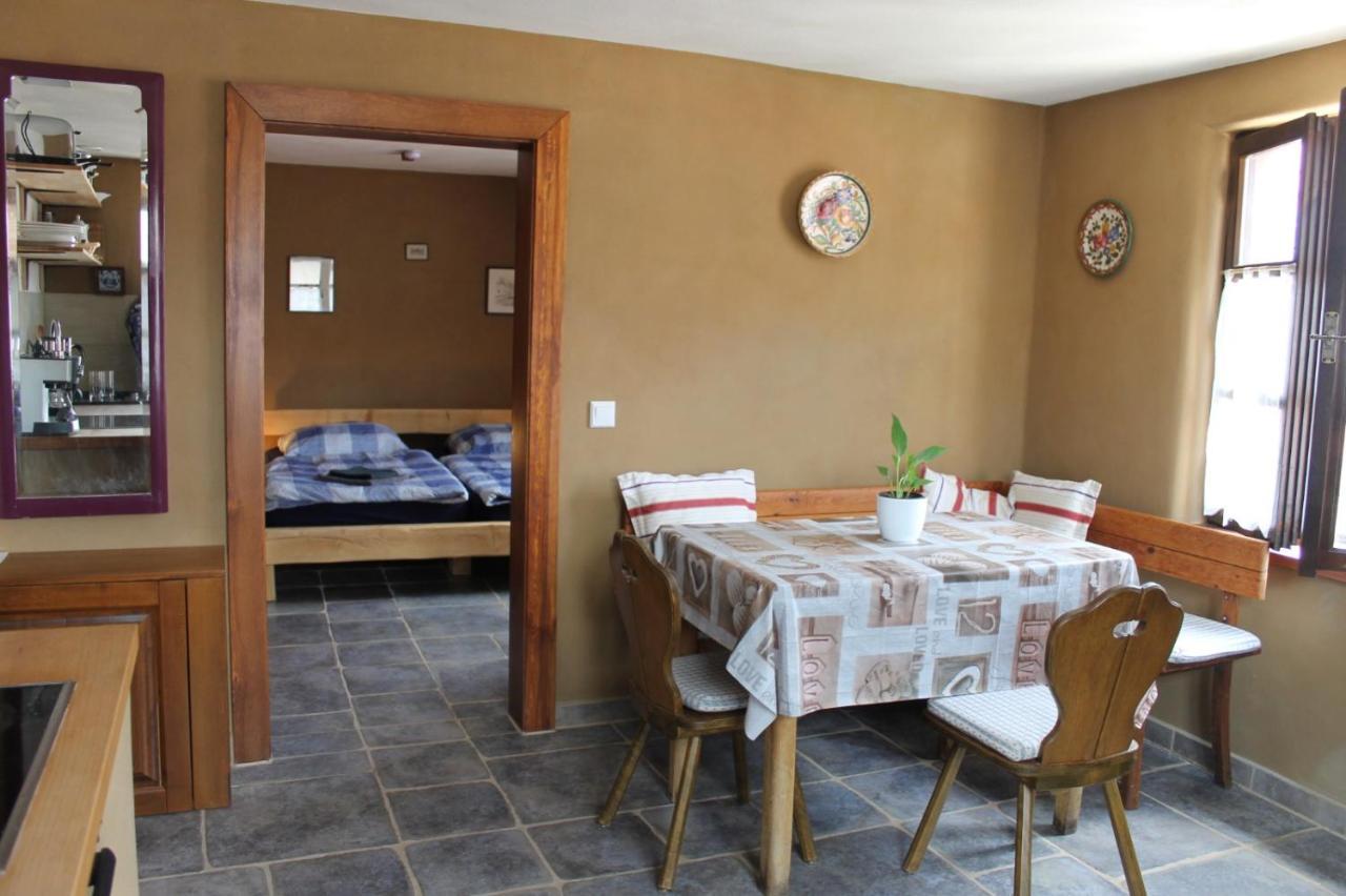 Feriengut Zum Trinkstorch Apartment Leinsweiler Bagian luar foto
